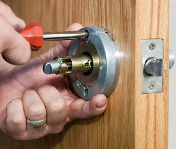 City Locksmith Store Pinellas Park, FL 727-807-2770 City Locksmith Store Pinellas Park, FL 727-807-2770 - 13-New-Locks-Installation