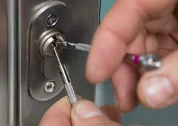 City Locksmith Store Pinellas Park, FL 727-807-2770 City Locksmith Store Pinellas Park, FL 727-807-2770 - 4-Professional-Locksmith